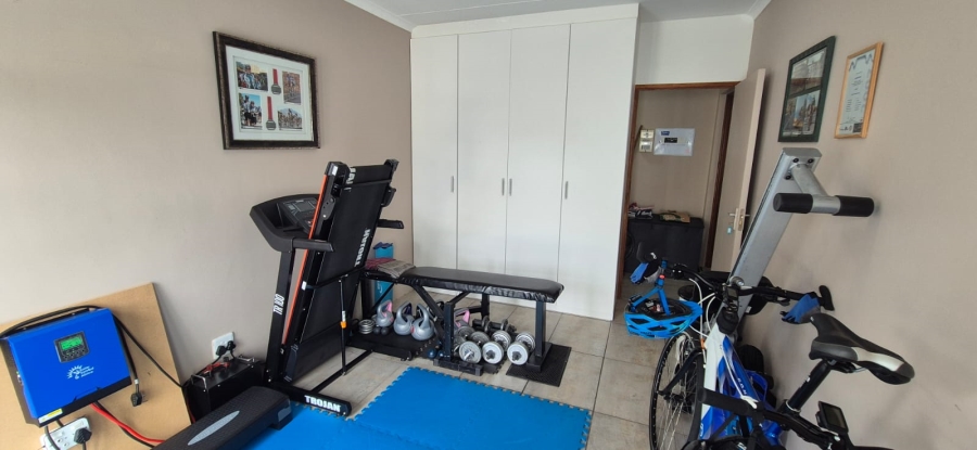 4 Bedroom Property for Sale in Seemeeu Park Western Cape